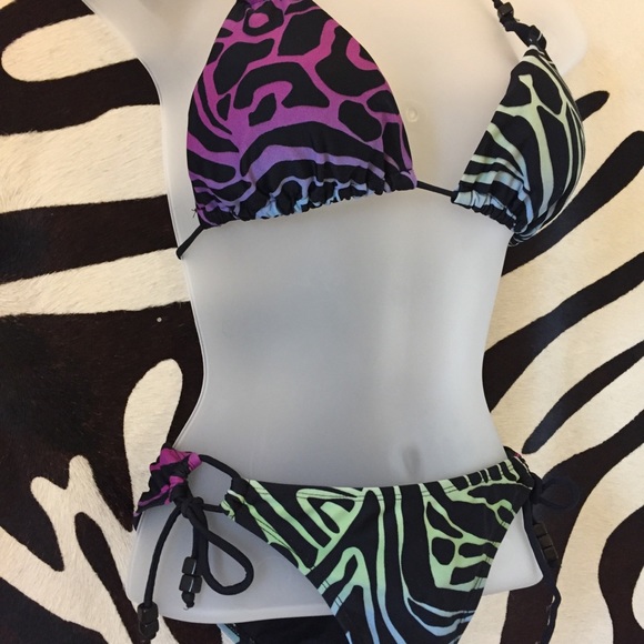 Animal Print Bikini - Picture 2 of 4